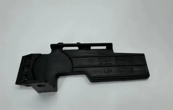 Mini One - Cooper F56 F55 Front bumper mounting bracket 7390871