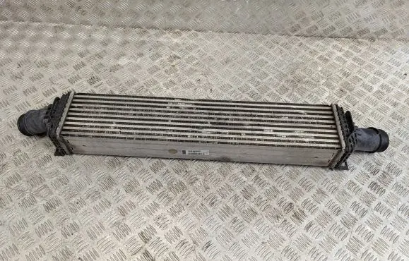 Audi A4 S4 B9 8W Intercooler radiator 8W0145805A