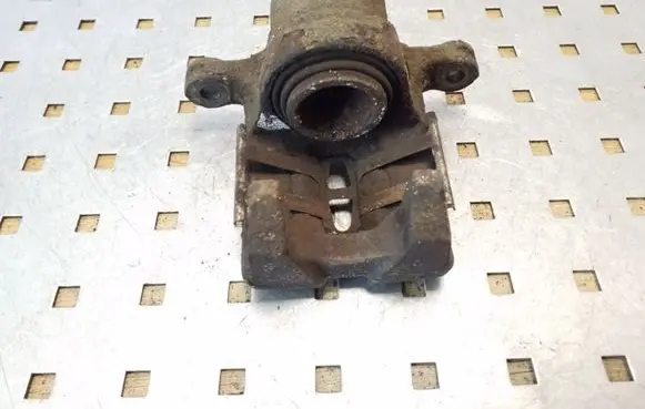 Honda FR-V Rear brake caliper