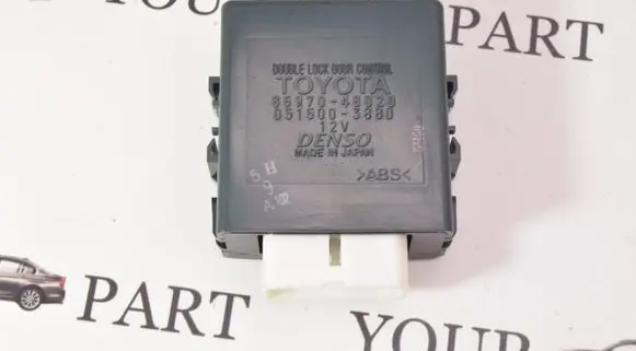 Lexus RX 330 - 350 - 400H Door central lock control unit/module 8597048020