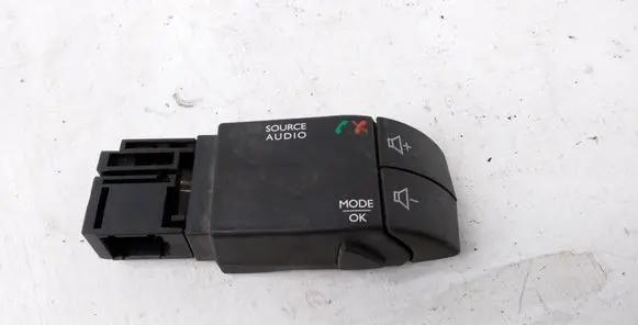 Dacia Dokker Multifunctional control switch/knob 