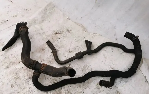 Volkswagen Sharan Electric car engine cooling hoses/pipes 