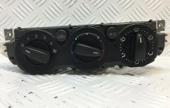 Ford Focus C-MAX Climate control unit 3M5T19980BD