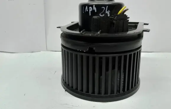 Skoda Octavia Mk1 (1U) Fan control module 109826