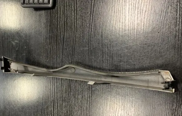 Under headlight/headlamp trim