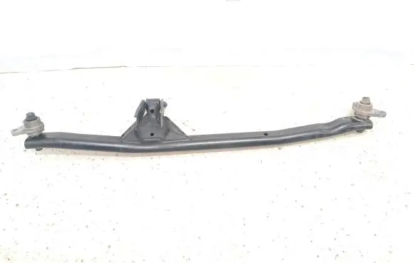 Volvo V70 Engine mount bracket 9203968