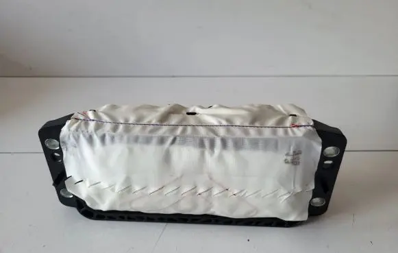 Volkswagen Tiguan Passenger airbag 5NA880204F