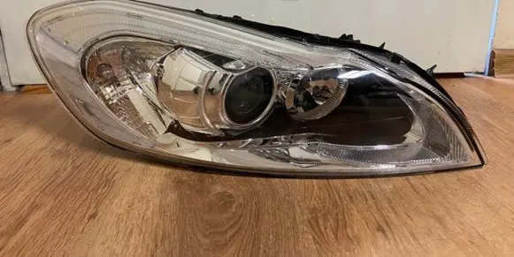 Volvo C70 Headlight/headlamp 32206149 1307023215 LE08A6183