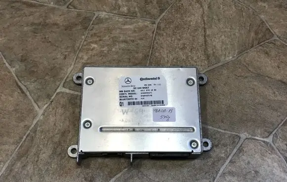 Mercedes-Benz ML W164 Bluetooth control unit module A2118701885