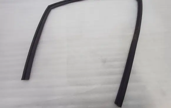 Ford Ranger IV Rubber seal front door window/glass N1WBE21511AE
