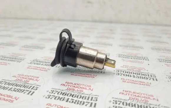 Seat Alhambra (Mk1) 12 V Socket (rear) 