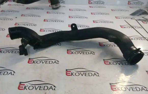 Volkswagen Golf VI Coolant pipe/hose 