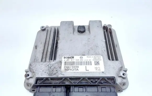 Toyota Yaris Engine control unit/module 896610DE80 0281017820
