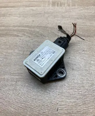 Audi A6 S6 C6 4F ESP acceleration yaw rate sensor 4F0907637A 0265005776