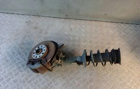 Volkswagen Golf VII Front wheel hub spindle knuckle
