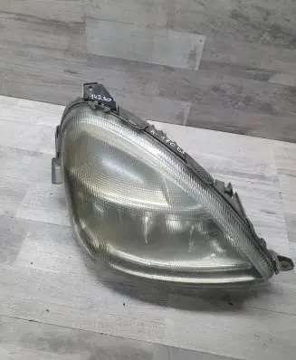Mercedes-Benz A W168 Headlight/headlamp A1688201061 0301152212