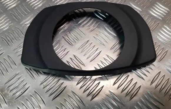 Steering wheel column trim