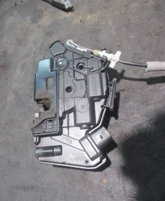 Volkswagen Up Front door lock 1S1837016C