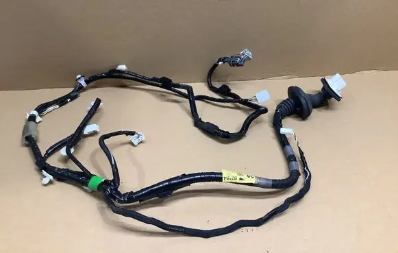Lexus ES VII XZ10 Rear door wiring loom 82154T3950