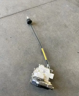 Audi Q5 SQ5 Rear door lock 8J1837016D 8J1837016