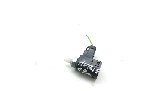 Clutch pedal sensor