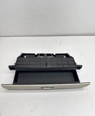 BMW 5 GT F07 Glove box 9199118 502366 1120119