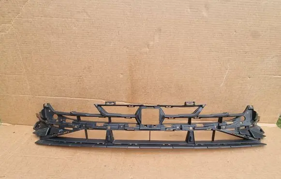 Audi A3 8Y Front bumper upper radiator grill 8Y0807647E