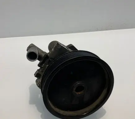 Mercedes-Benz C W204 Power steering pump A0064663601 0064663601