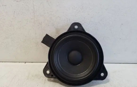 Audi A1 Parcel shelf speaker 82A035709