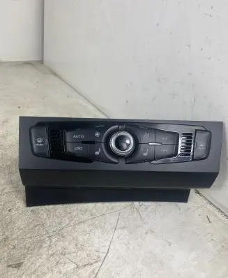 Audi A5 Sportback 8TA Climate control unit 8K1820043AT A2C92743700