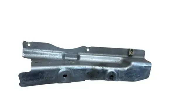 BMW 5 F10 F11 Heat shield in engine bay 51487185203 7185203 24640010