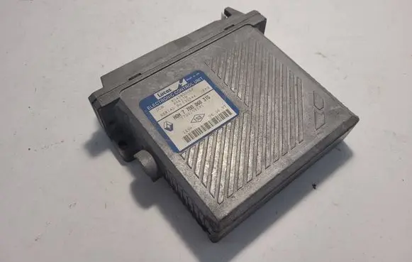 Renault Scenic I Engine control unit/module 7700868315 7700105591 R04080006F