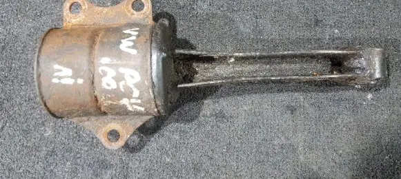 Volkswagen Polo III 6N 6N2 6NF Engine mount bracket