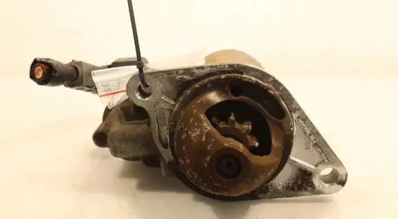 Toyota Yaris Starter motor 025286