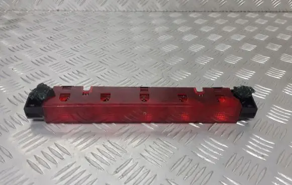 Peugeot 407 Third/center stoplight