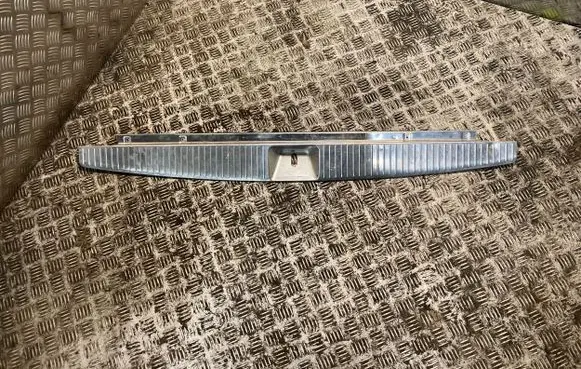 Mercedes-Benz E W212 Trunk/boot sill cover protection 2126900027 A2126900027