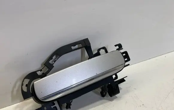 Audi A6 S6 C6 4F Rear door exterior handle 4F0037886