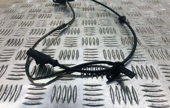 Toyota Auris 150 ABS brake wheel speed sensor 8954202260