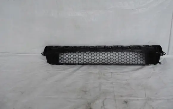 Renault Trafic III (X82) Front bumper lower grill 622544919R