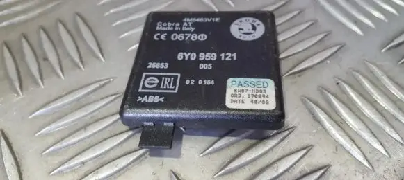 Skoda Fabia Mk1 (6Y) Alarm control unit/module 6Y0959121