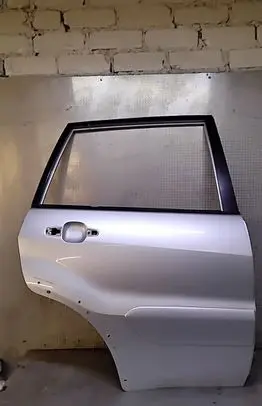 Toyota RAV 4 (XA20) Rear door 