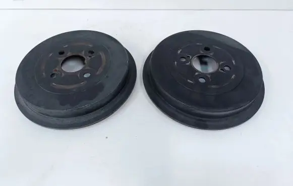 Toyota Prius c Rear brake disc 424XP12