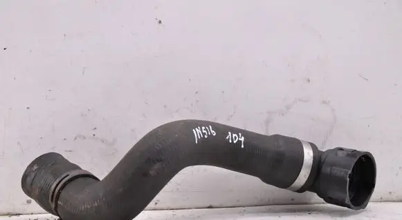 Opel Insignia B Engine coolant pipe/hose 39087121