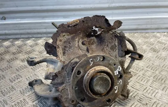 Citroen C5 Rear wheel hub spindle/knuckle 