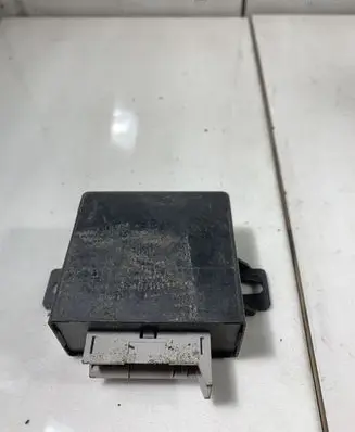 Audi A8 S8 D2 4D Wing mirror control module 5DS00561701