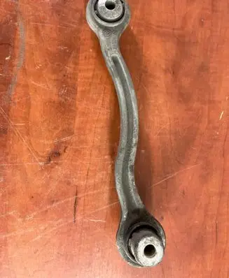Mercedes-Benz E W212 Rear control arm 20402