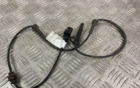 Jeep Compass ABS brake wheel speed sensor P68293236AB
