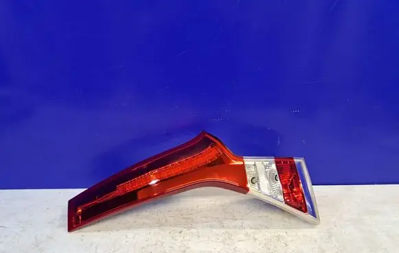 Volvo XC70 Tailgate rear/tail lights 31395924 31395787
