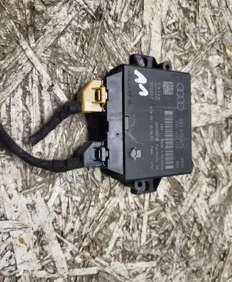 Audi Q3 8U Parking PDC control unit/module 8X0919475N