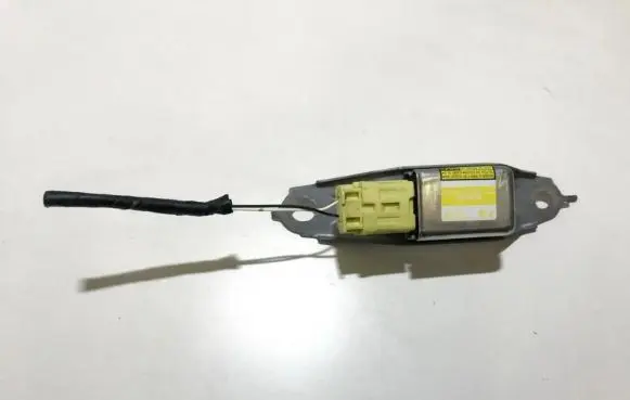 Toyota Prius (XW20) Airbag deployment crash/impact sensor 8983347030 89833-47030